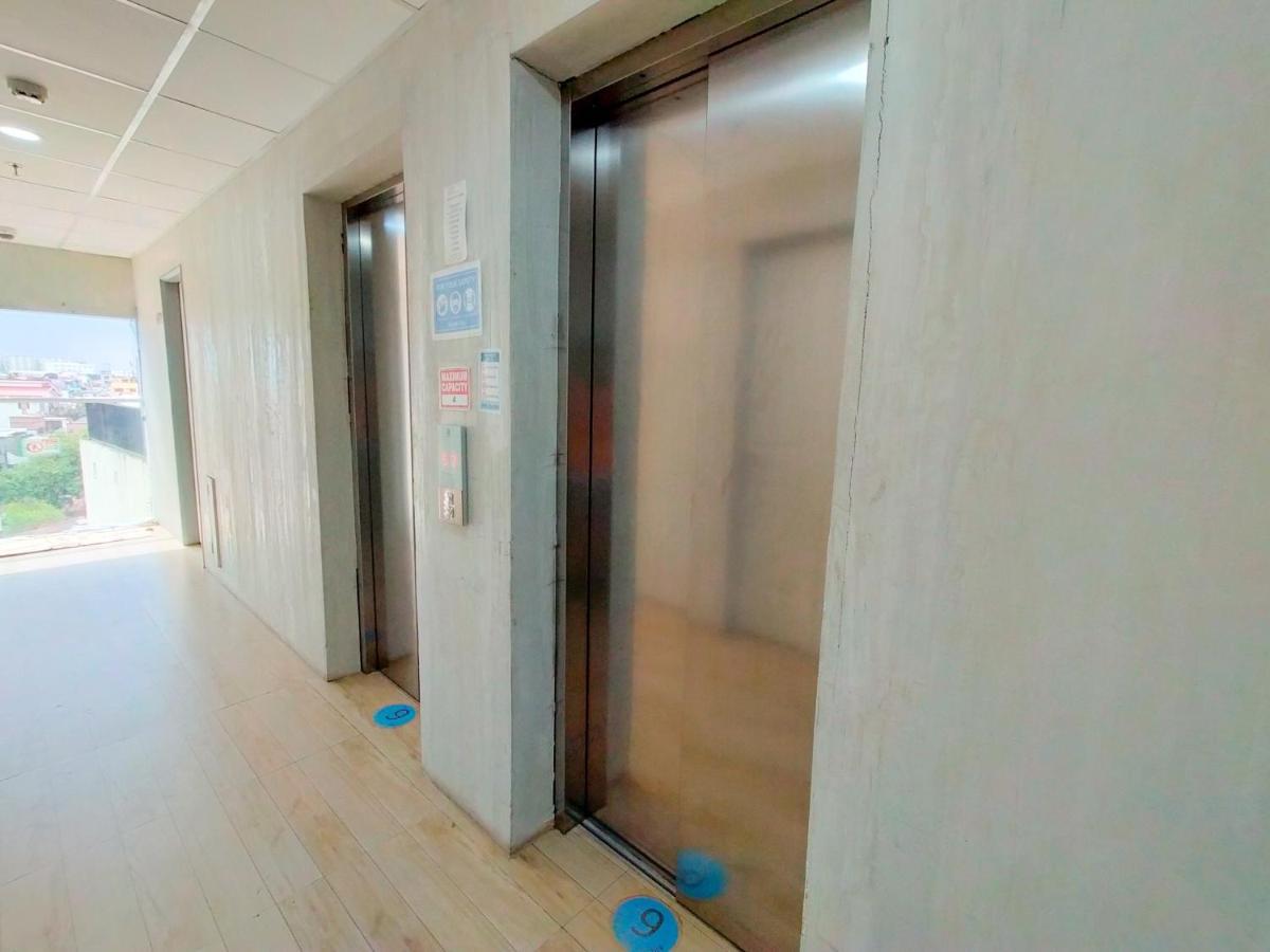 Pasay Centrale Hotel מראה חיצוני תמונה