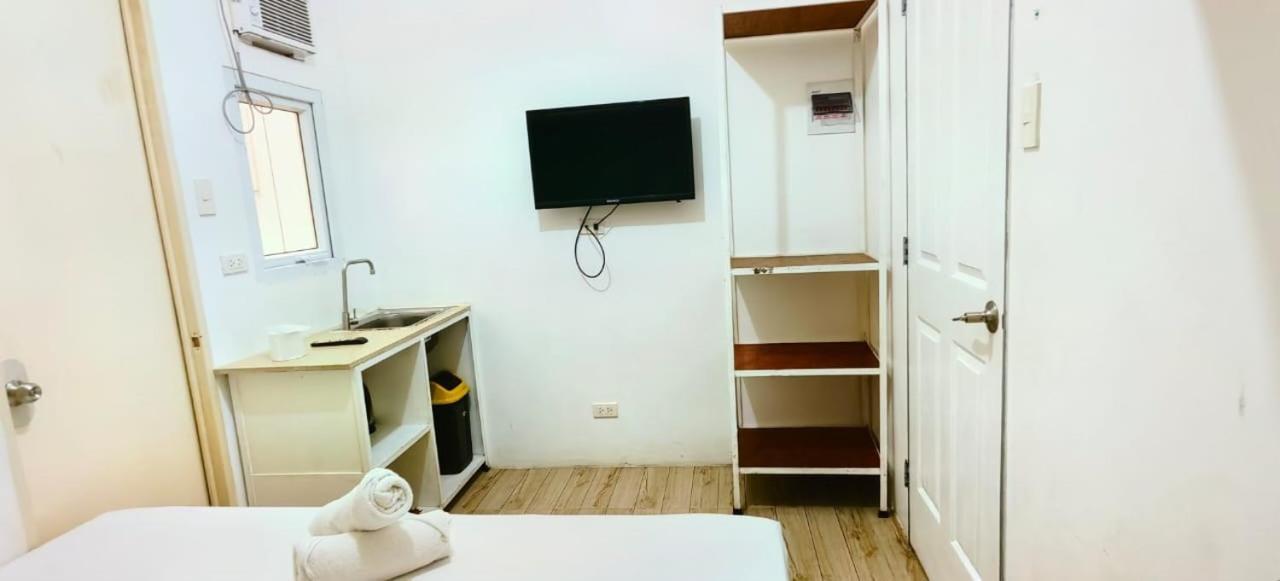 Pasay Centrale Hotel מראה חיצוני תמונה