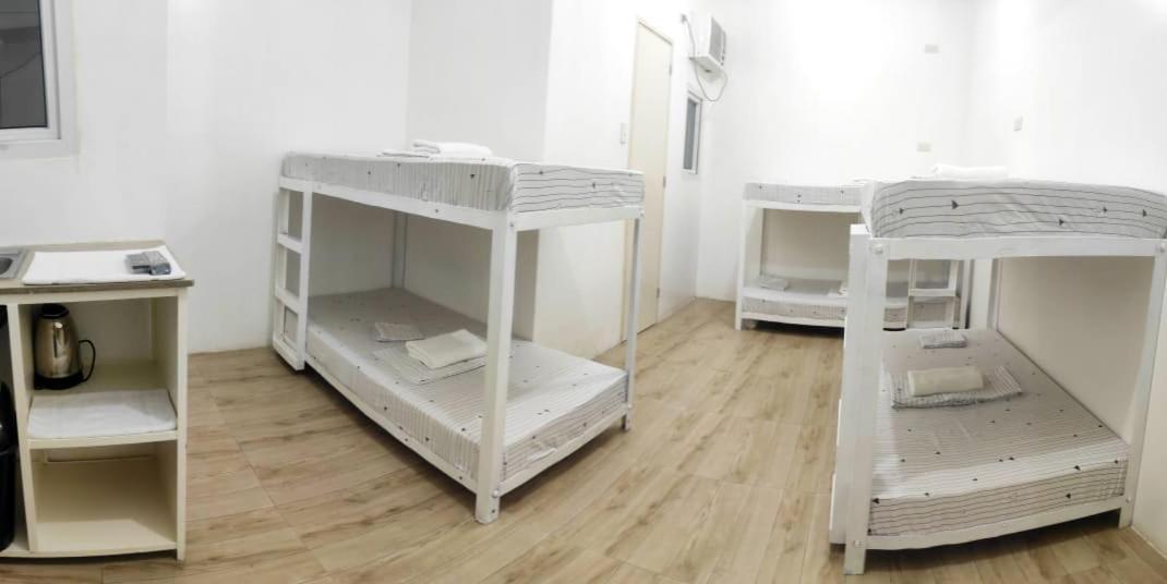 Pasay Centrale Hotel מראה חיצוני תמונה