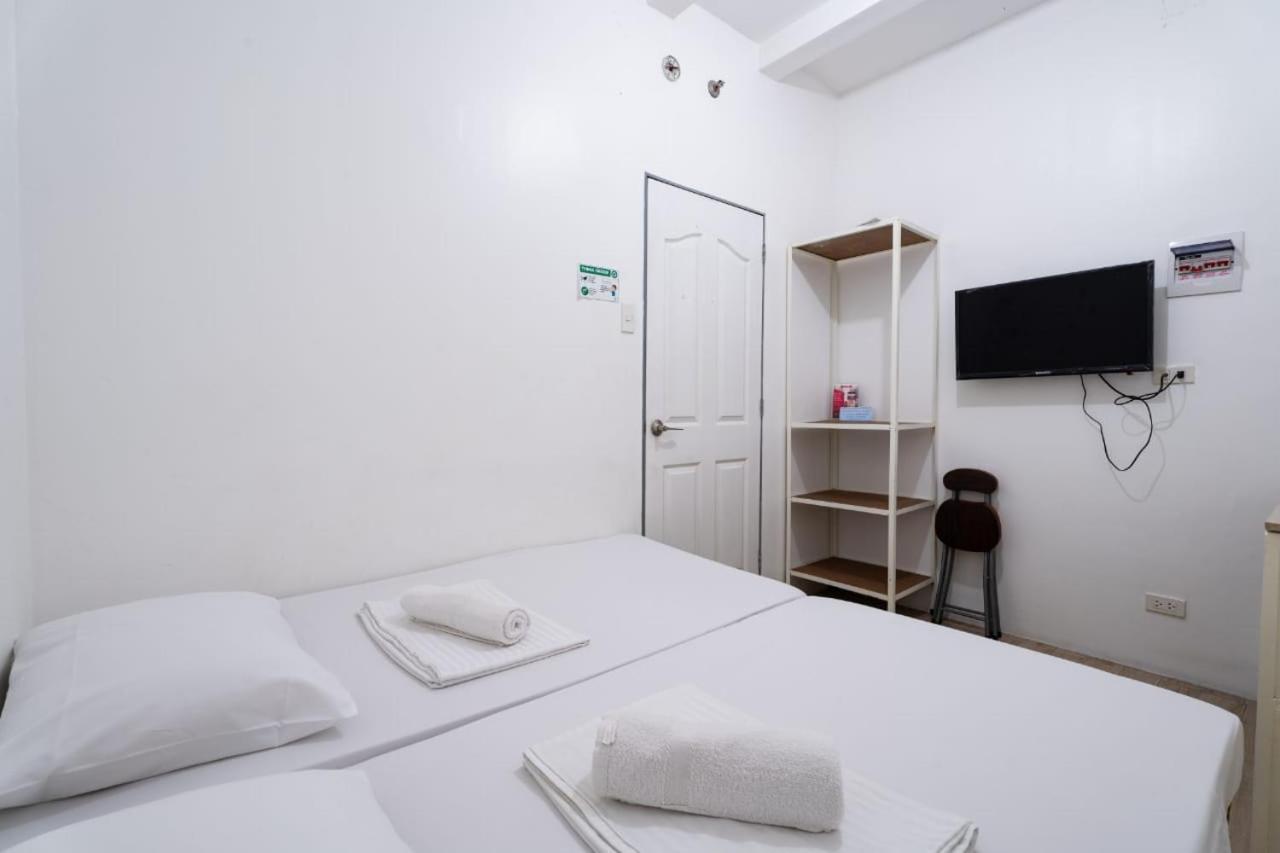 Pasay Centrale Hotel מראה חיצוני תמונה